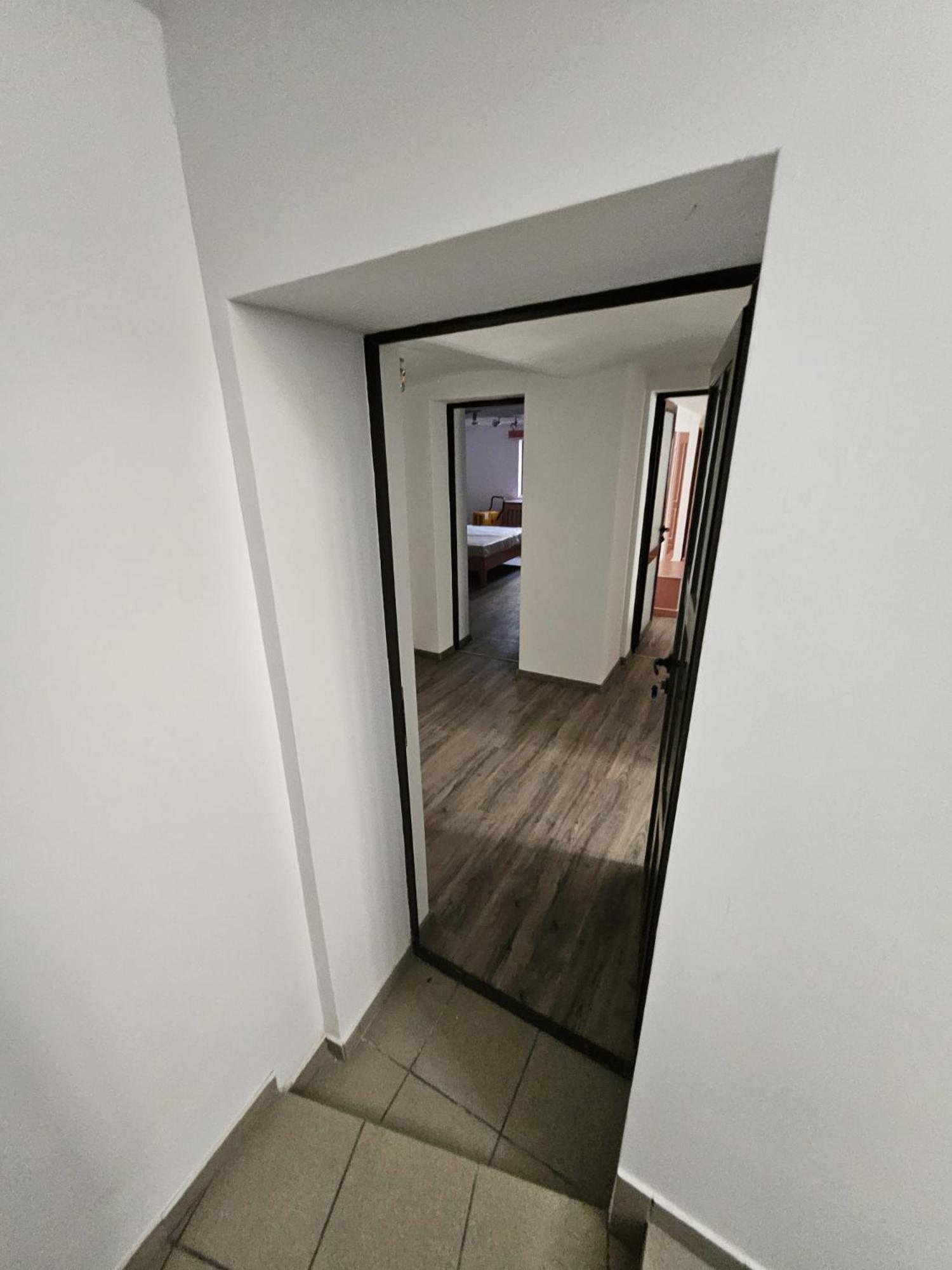 Casa Raduly - Apartament Demisol ซีบิว ภายนอก รูปภาพ